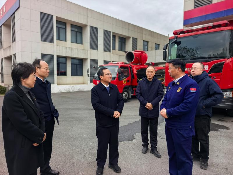 張峰調(diào)研督導消防“一法一條例”貫徹實施情況